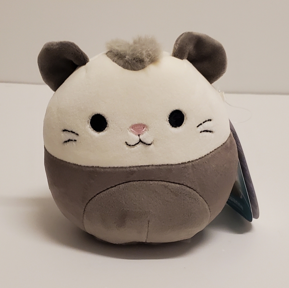 Luanne the Possum 5" Squishmallow NWT